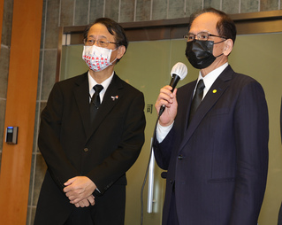 向安倍致哀 游錫堃：派赴日弔唁特使是總統職權