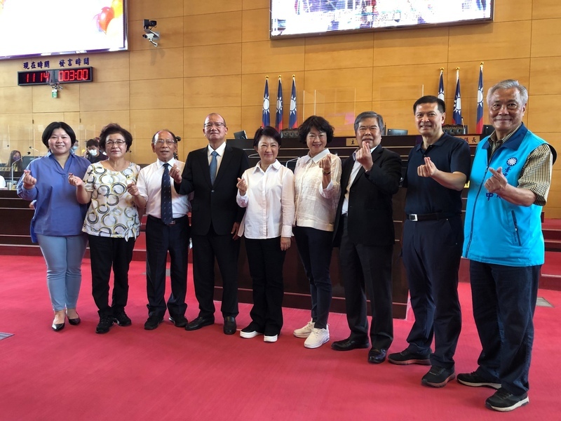 台中市議會10議員退休 9人傳承下一代1人交棒助理 | 華視新聞