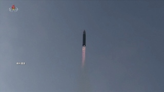 北韓頻頻射飛彈 美日領袖通熱線強烈譴責