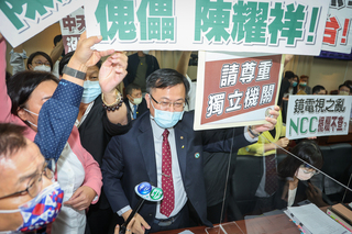 藍委要求鏡電視撤照  NCC陳耀祥籲尊重獨立機關