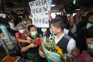 自評防疫分數遭柯文哲嗆去死吧 陳時中：沒口德