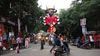 印度十勝節焚燒大魔王 後疫情時代重拾宗教熱情