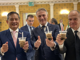 駐義代表處國慶台味十足  多國政要力挺民主台灣