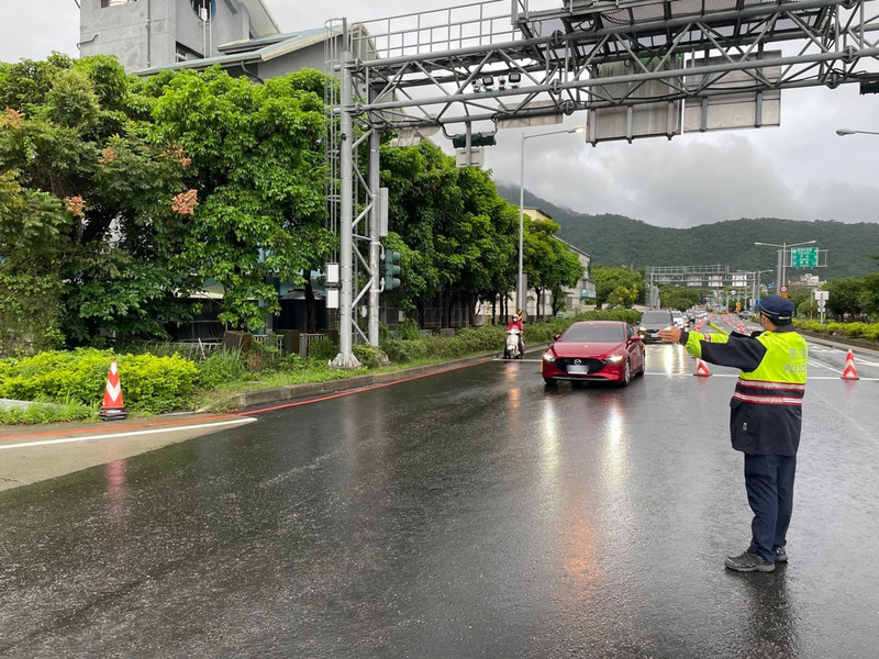 國慶連假首日 蘇花改南下路段清晨起湧車潮 | 華視新聞