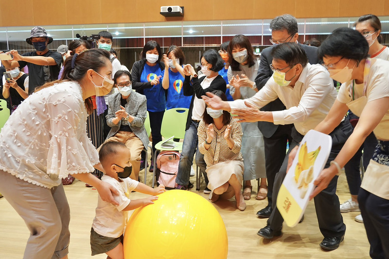 屏東全齡客語沉浸成果展  盼母語向下扎根傳承 | 華視新聞