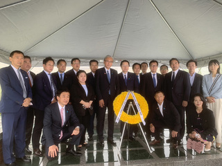 日本跨黨派國慶祝賀團議員  赴五指山悼念李登輝