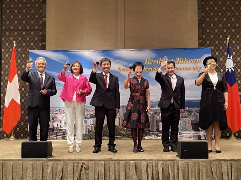 政要雲集慶雙十 駐日內瓦代表：台灣永不退縮 | 華視新聞