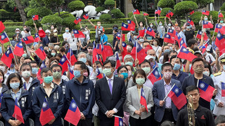 國慶升旗 陳其邁：我們都是台灣人、以台灣為榮