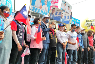 112年桃園市元旦升旗  張善政：很樂意邀請鄭運鵬