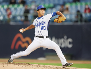 游霆崴好投悍將勝龍  王正棠敲3安拚業績