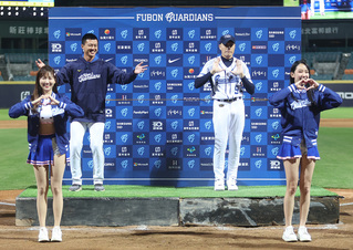 游霆崴生日前夕拿本季首勝  勝投送太太有原因