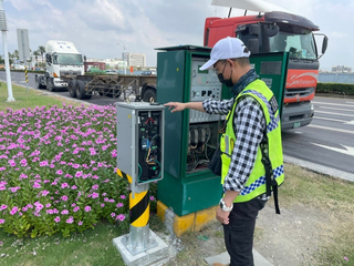 強化號誌運作韌性 高市規劃路口號誌不斷電設施