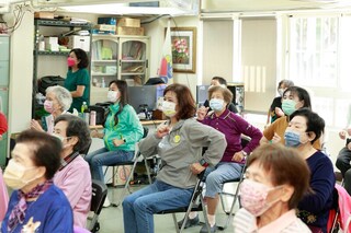 沈慧虹端出敬老愛心卡點數加倍 續發安老津貼