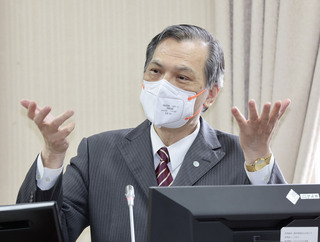 中共20大將舉行 陳明通：七上八下規則不會改