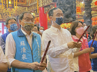 朱立倫輔選 看屏東縣市長選情認是翻轉好機會