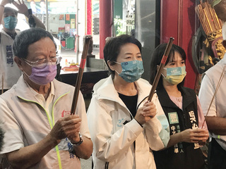 打高端赴日須自費PCR 黃珊珊：當時決策者有責任