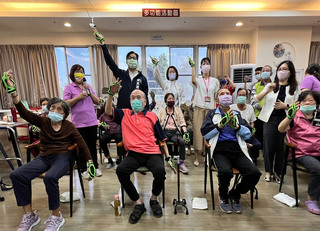 高雄田寮老年人口占比逾30%  首間日照中心成立