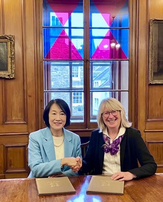 台大與英國聖安德魯斯大學締姊妹校 合作華語教學