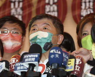 蔣萬安提應公開採購高端過程 陳時中：採集體決議