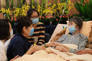 慈濟中彰花3地視訊 助癌末志工與親友雲端道別