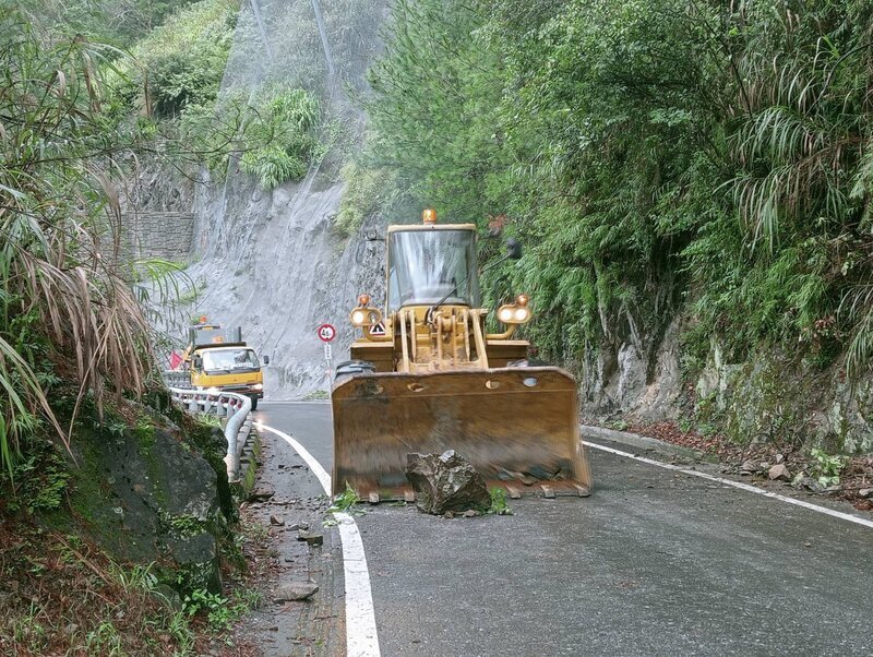 南橫公路埡口段 為期3週每週3天封閉施工 | 華視新聞