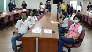 王育敏邀辯論  翁章梁：選縣長是比汗水而非口水