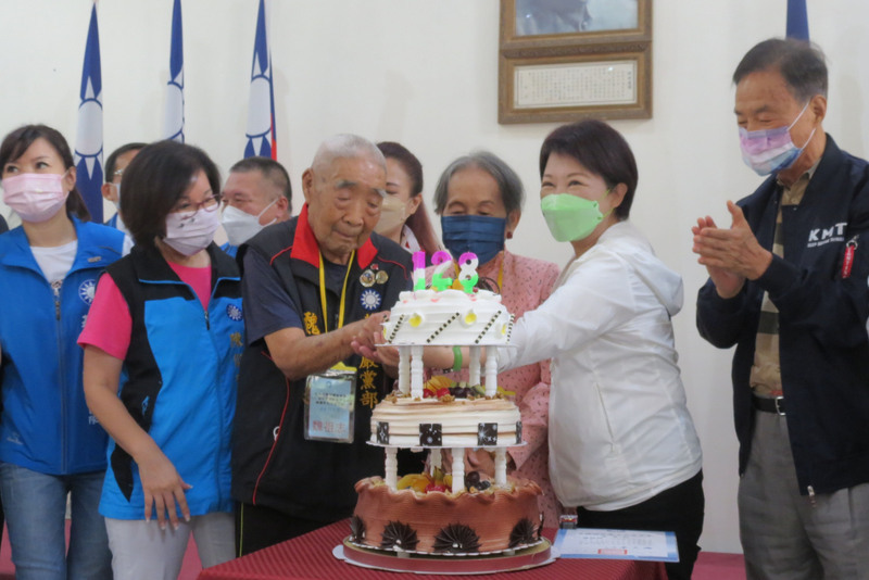 出席國民黨黨慶 盧秀燕：完成連任使命守護市民 | 華視新聞