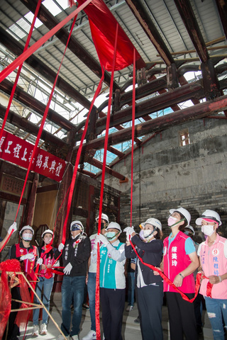 宜蘭五穀廟修復工程上梁  估112年中完成