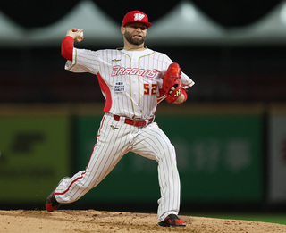 伍鐸5局無失分率龍搶勝 季後賽選洋投考慮功能性