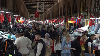 能源危機下過冬 保加利亞民眾湧土耳其囤棉被保暖