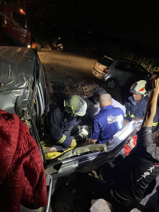 嘉縣六腳鄉2車對撞 廂型車男駕駛送醫不治