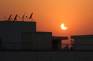 印度日食禁忌多 寺廟關門政府機關公休