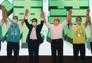 苗栗藍分裂、在野分食票源 棄保發酵成關鍵