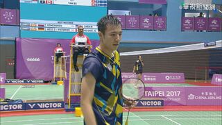 法國羽球公開賽 周天成首輪出局、王子維過頭關