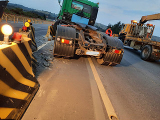 台61線後龍段施工  30分鐘內接連2大型車事故