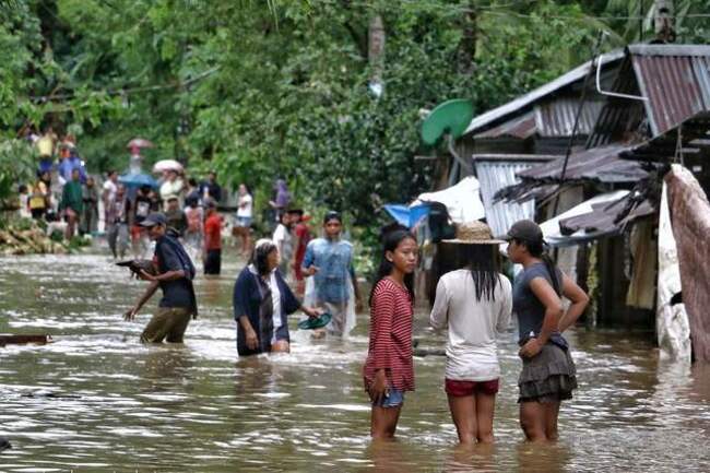 菲律賓南部爆發洪水土石流 造成至少31死 | 華視新聞