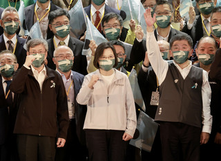 挺陳時中  蔡英文：選對人讓中央地方互相幫忙