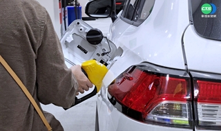 汽柴油31日起各漲3角 95無鉛每公升30.6元