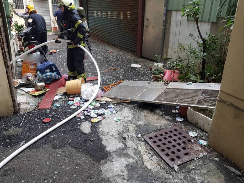 高雄鳳山民宅氣爆 1名男子受傷送醫 | 華視新聞