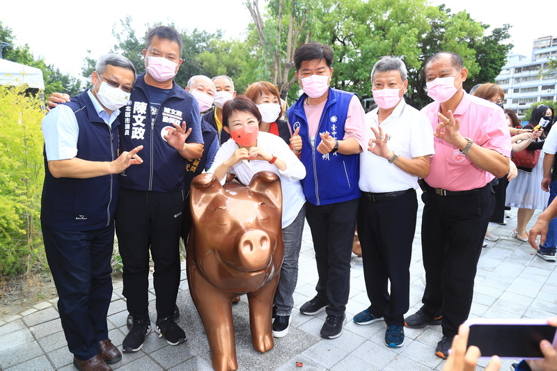台中肉品市場轉型豬事圓滿公園 完工啟用迎客 | 華視新聞