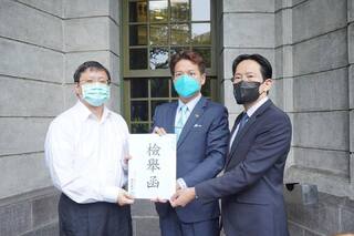 民眾黨立委赴監院陳情 促調查高端疫苗爭議