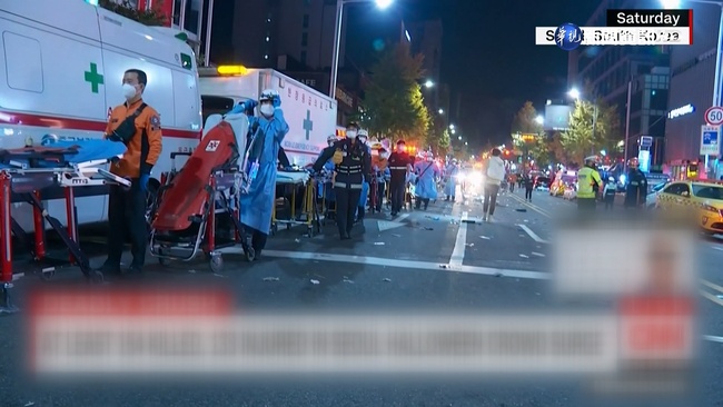 梨泰院踩踏爆發前4小時 警方接獲11通報案電話 | 華視新聞