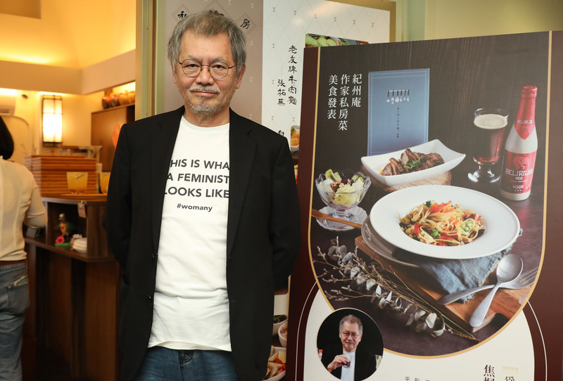 牛郎義麵激盪病中愛妻食慾 作家焦桐公開私房菜單 | 華視新聞