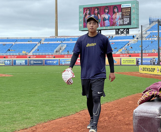 福來喜久久擁抱中文說愛你  呂彥青盼多蒐集幾次