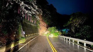 北宜公路坪林段土石坍方 雙向無法通行