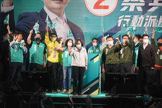 蔡其昌神岡造勢晚會  蔡總統：已接近黃金交叉