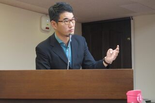 劉建國質疑住處違法  張麗善團隊秀地籍資料回擊