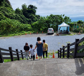 太魯閣號事故案將宣判 罹難者家屬回事故地悼念