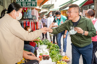 蔡其昌批空氣換新跳票  盧秀燕：空品不良日減少