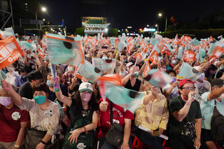 綠拉抬雙北選情  正副總統、蘇貞昌凱道會師造勢